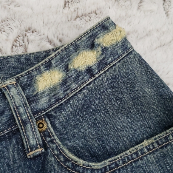 Jeanology Distressed Cropped Jeans nwot - Picture 5 of 6